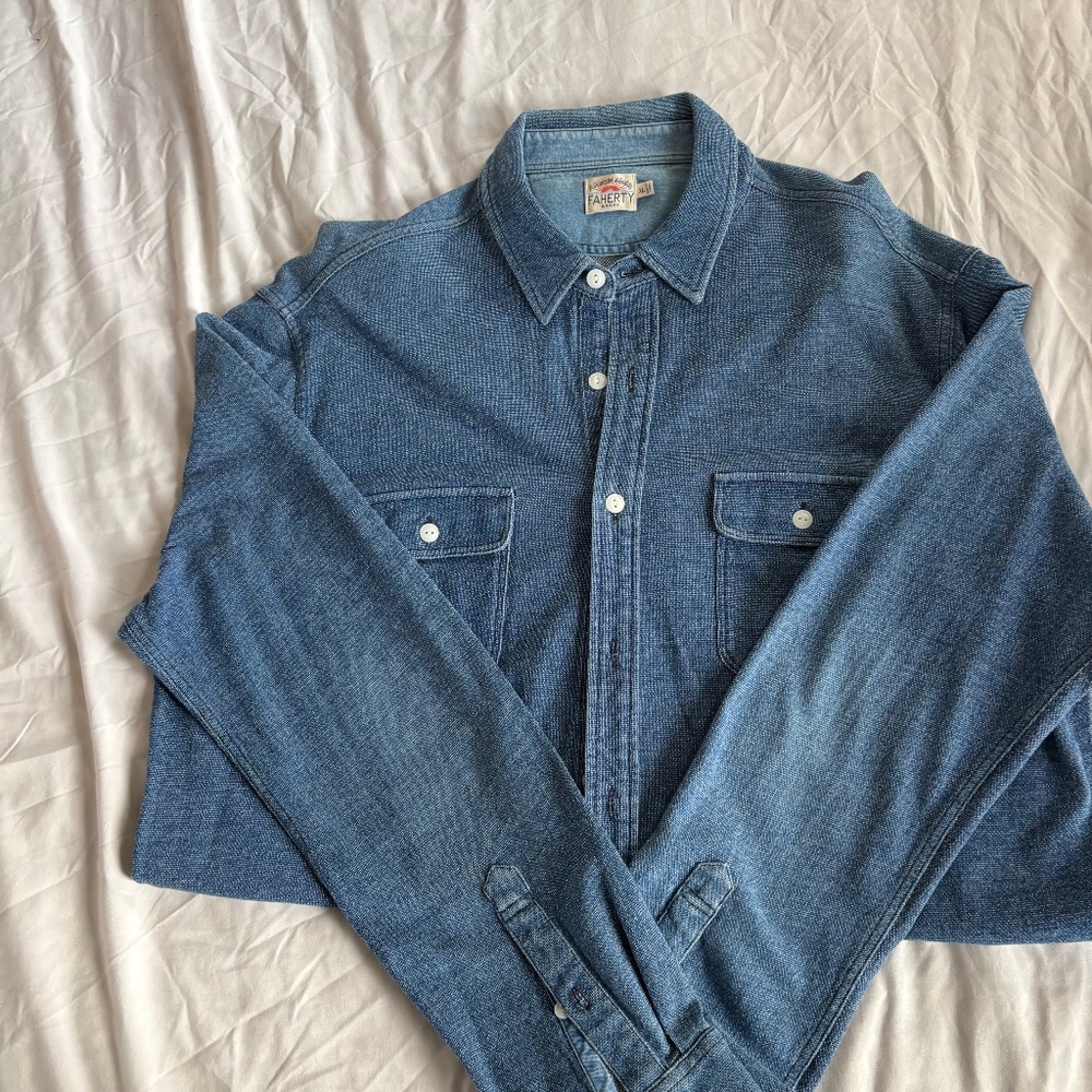 Faherty men's blue shirt